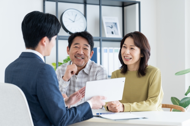 相談中の夫婦